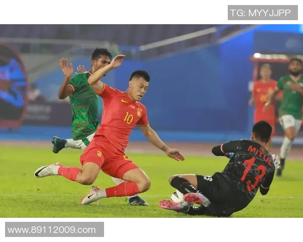 南京足球队在亚运会上的速度表现引发热议与期待